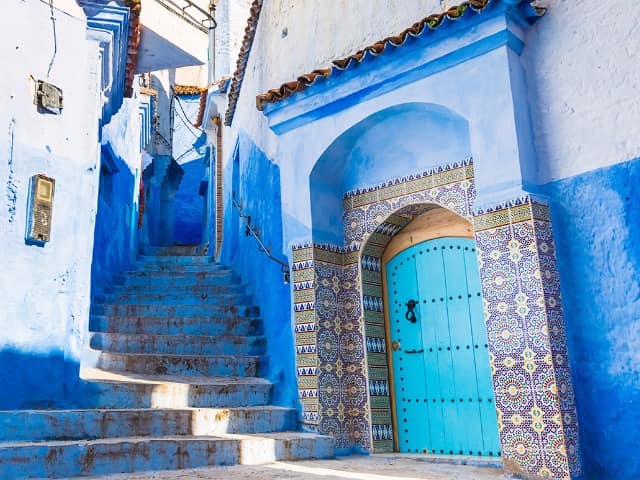 Rua de Chaouen, a cidade azul do Marrocos.